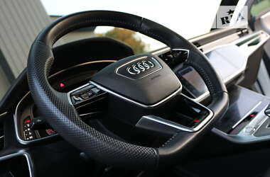 Седан Audi A6 2019 в 