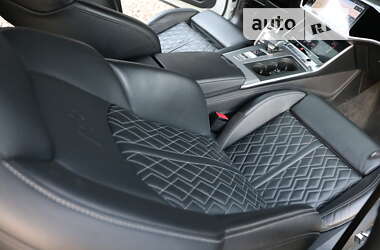 Седан Audi A6 2019 в 