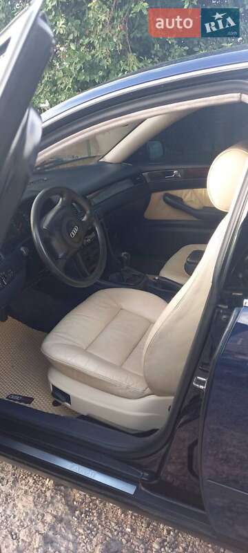 Седан Audi A6 1997 в Кривом Роге