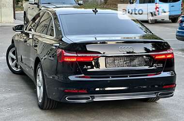 Седан Audi A6 2022 в 
