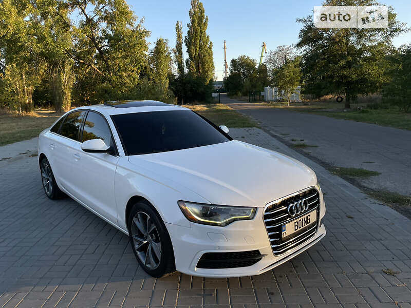 Седан Audi A6 2013 в Кременчуге