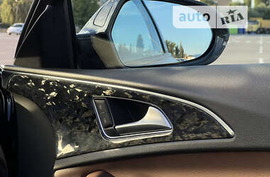 Седан Audi A6 2015 в 