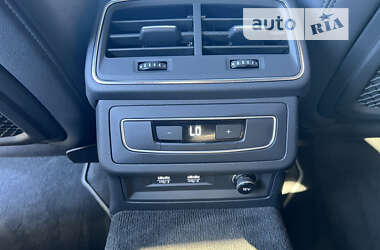 Седан Audi A6 2019 в 