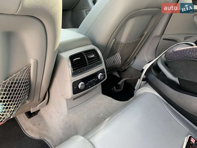 Седан Audi A6 2014 в Киеве