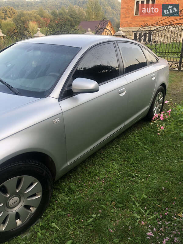 Седан Audi A6 2004 в Тячеве