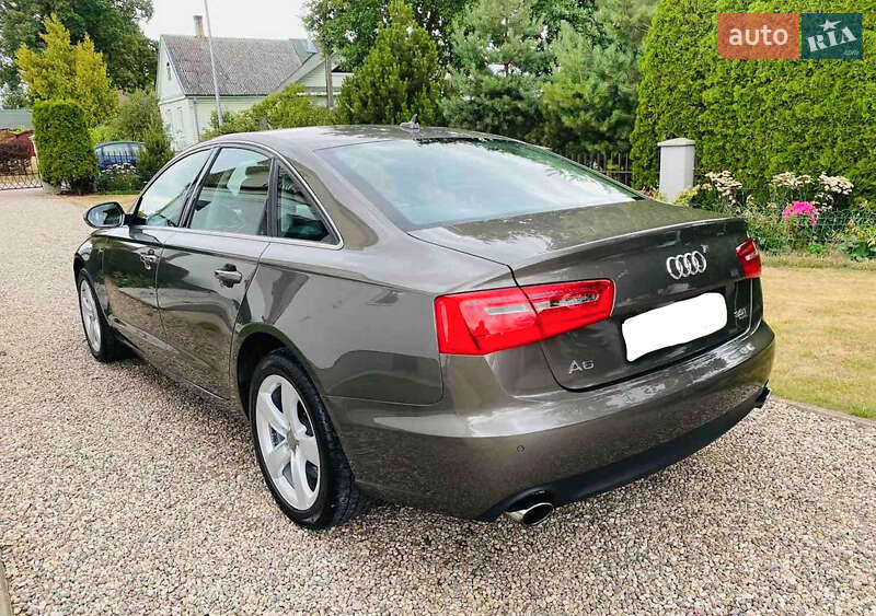 Седан Audi A6 2012 в Ровно