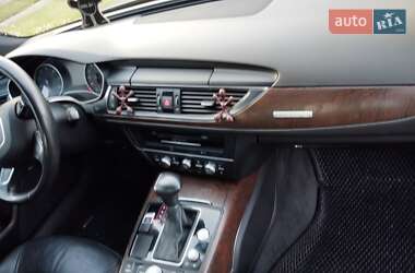 Седан Audi A6 2013 в Миргороде