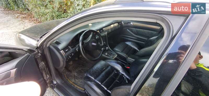 Универсал Audi A6 2001 в Ивано-Франковске