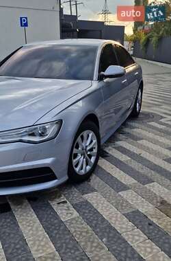 Седан Audi A6 2016 в 
