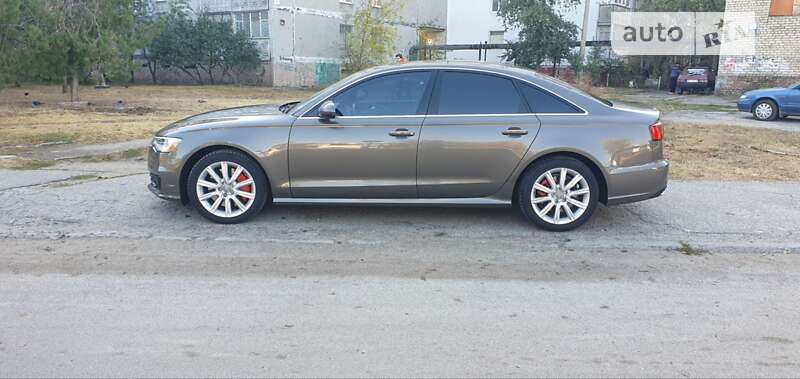 Седан Audi A6 2015 в Николаеве