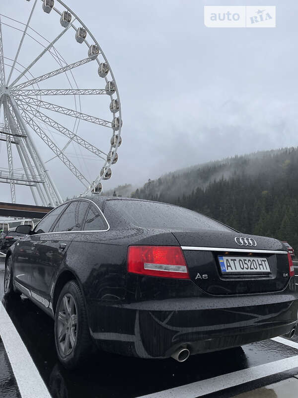 Седан Audi A6 2004 в 