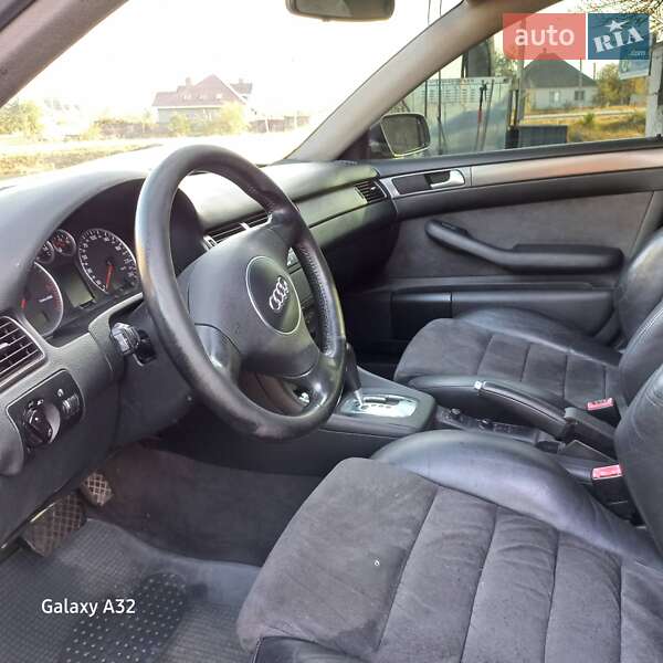 Седан Audi A6 2003 в Татарбунарах