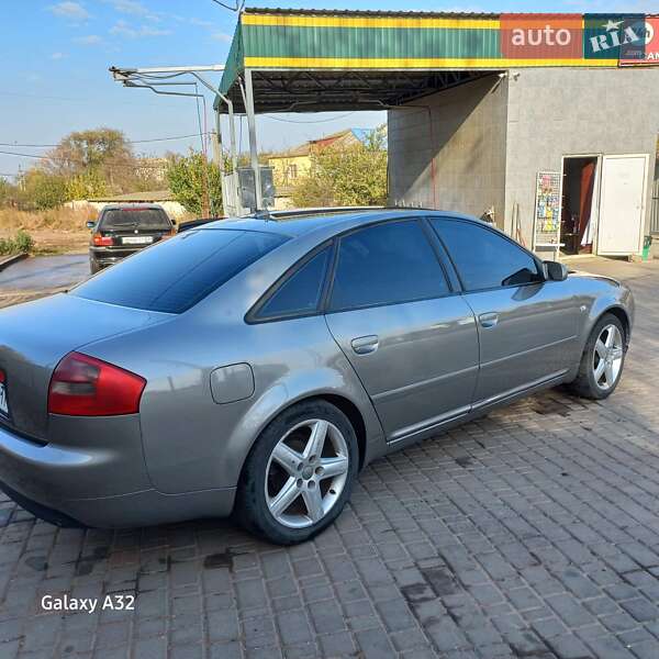 Седан Audi A6 2003 в Татарбунарах
