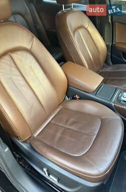 Седан Audi A6 2015 в 