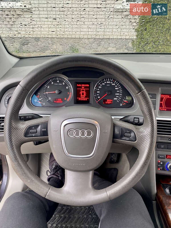 Седан Audi A6 2004 в Києві