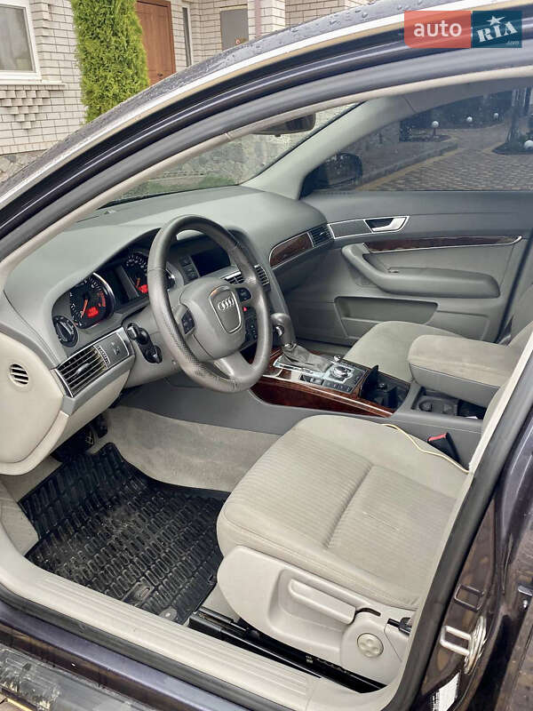 Седан Audi A6 2004 в Києві