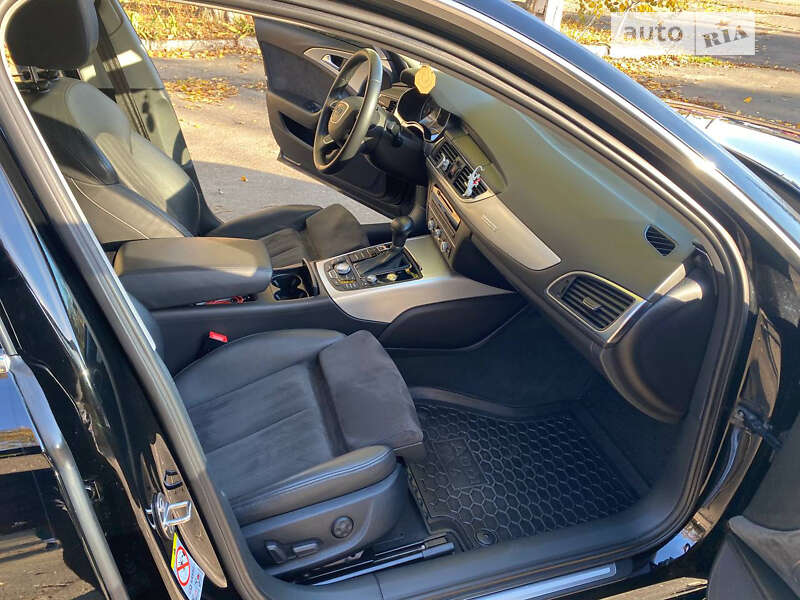 Седан Audi A6 2014 в Киеве