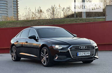 Седан Audi A6 2022 в 