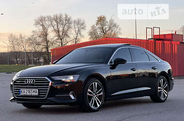 Седан Audi A6 2022 в 