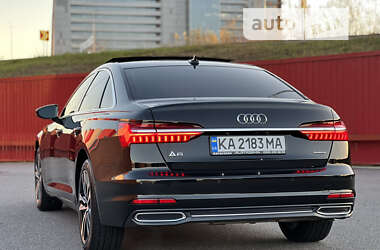 Седан Audi A6 2022 в 