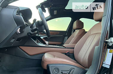 Седан Audi A6 2022 в 