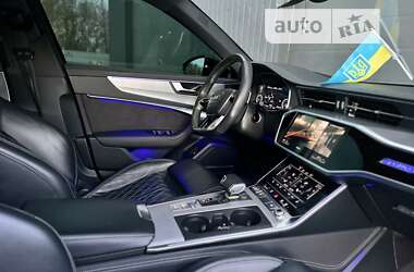 Седан Audi A6 2019 в 