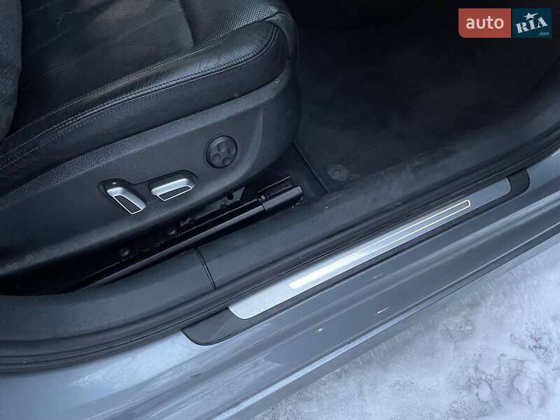 Седан Audi A6 2015 в Киеве