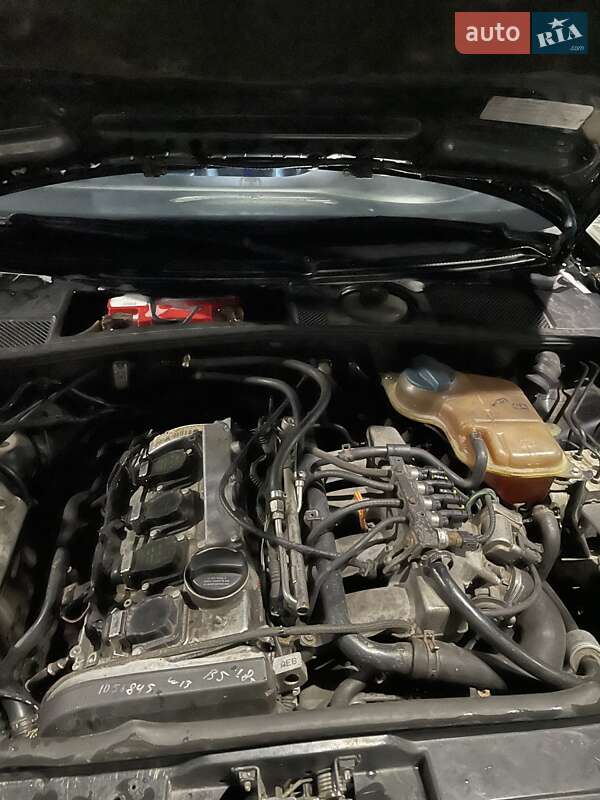 Седан Audi A6 1998 в Городке