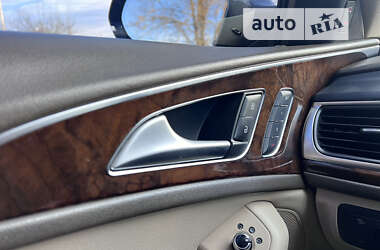 Седан Audi A6 2015 в 