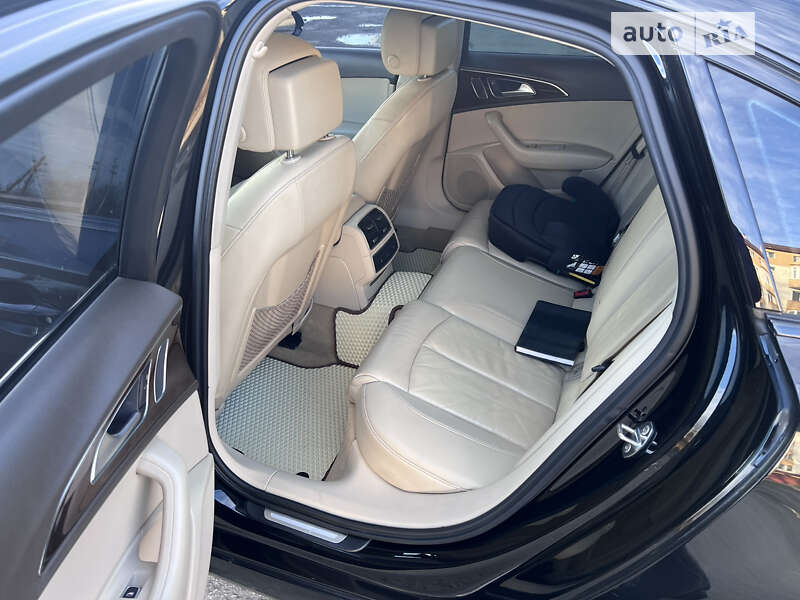 Седан Audi A6 2015 в Ивано-Франковске