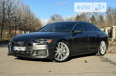 Седан Audi A6 2018 в 