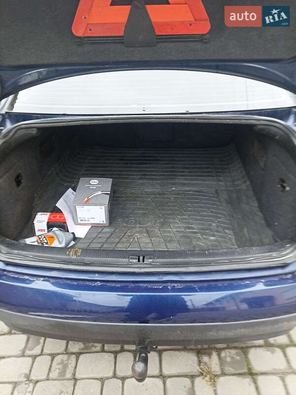 Седан Audi A6 2000 в Шаргороде