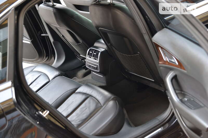 Седан Audi A6 2013 в Луцке
