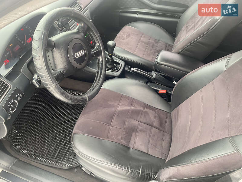 Седан Audi A6 2000 в Попільні
