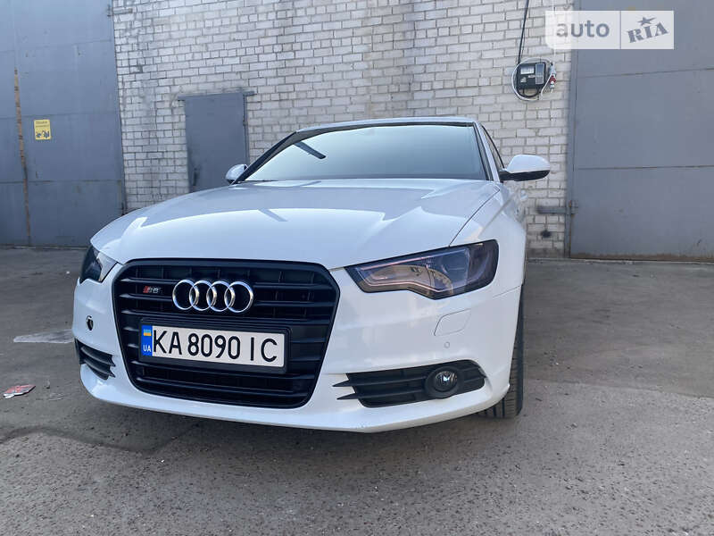 Седан Audi A6 2011 в Киеве