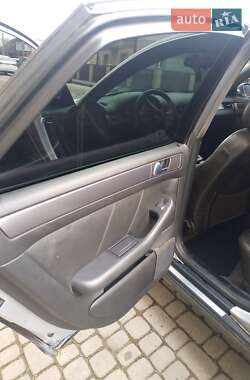 Седан Audi A6 1999 в 