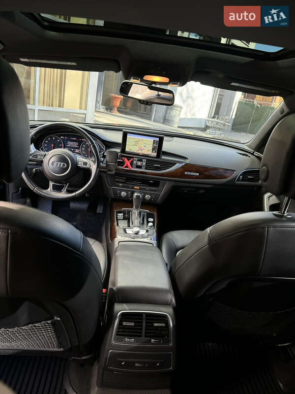 Седан Audi A6 2015 в Чернівцях