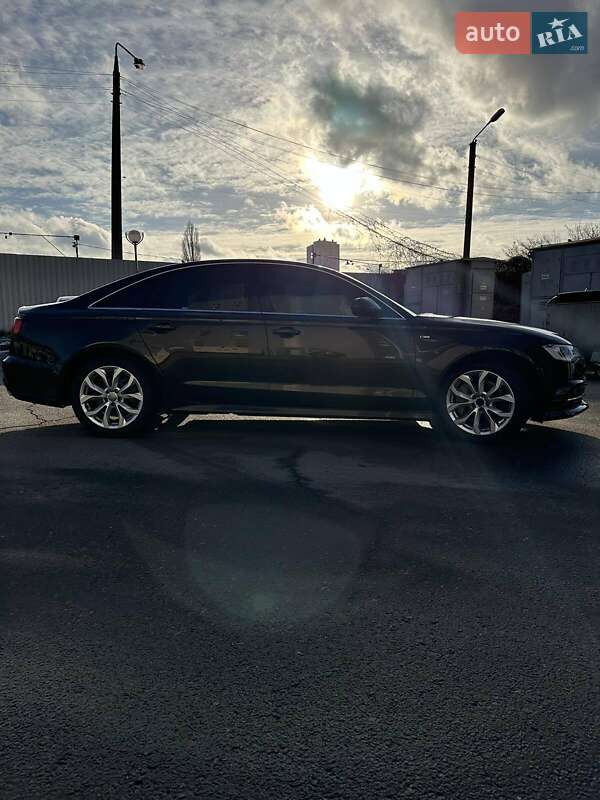 Седан Audi A6 2017 в Харькове