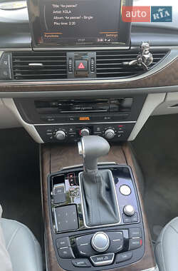 Седан Audi A6 2013 в 
