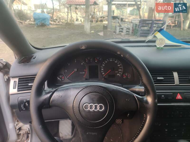 Универсал Audi A6 1999 в Борщеве