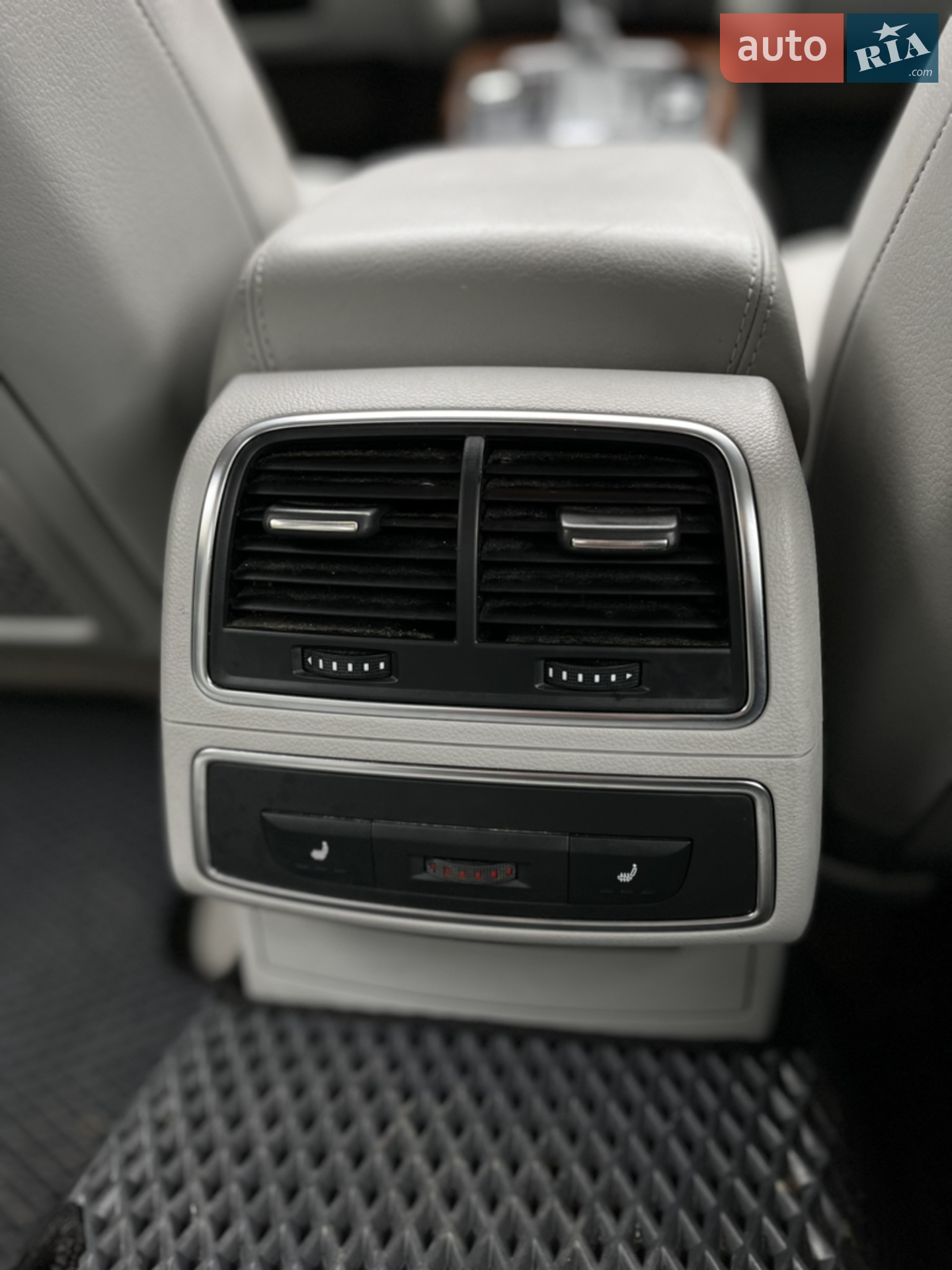 2012 Audi A6 - мініатюра 31