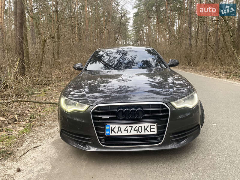 Седан Audi A6 2012 в Киеве
