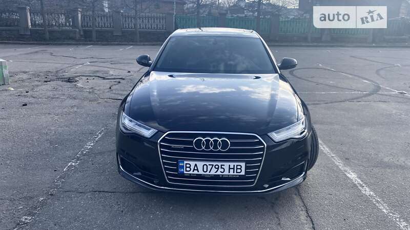 Седан Audi A6 2015 в Умані