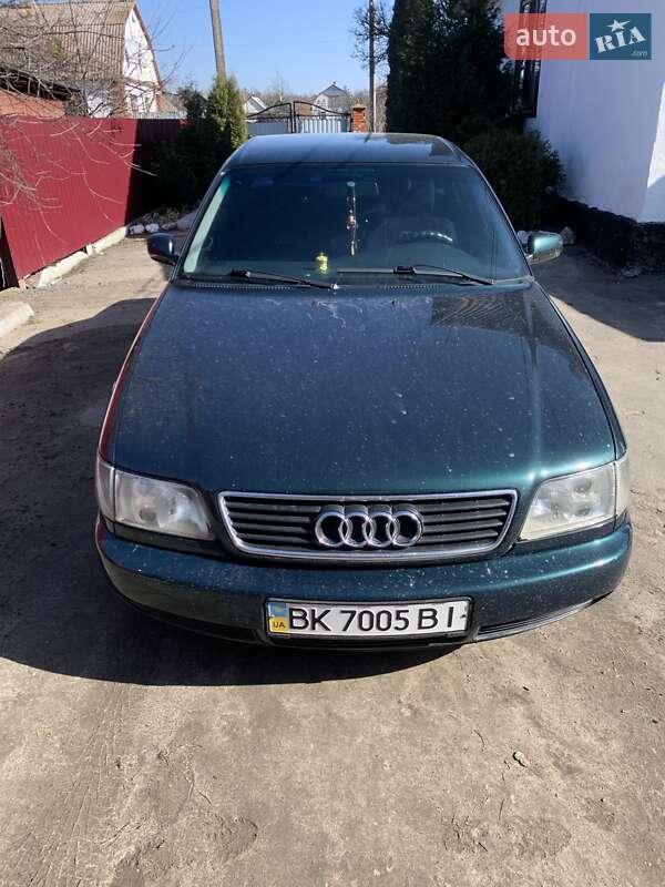 Седан Audi A6 1997 в Рокитном
