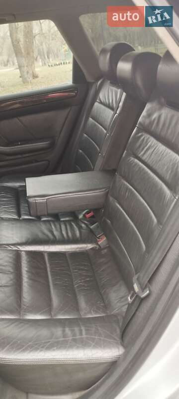 Універсал Audi A6 2002 в Кропивницькому