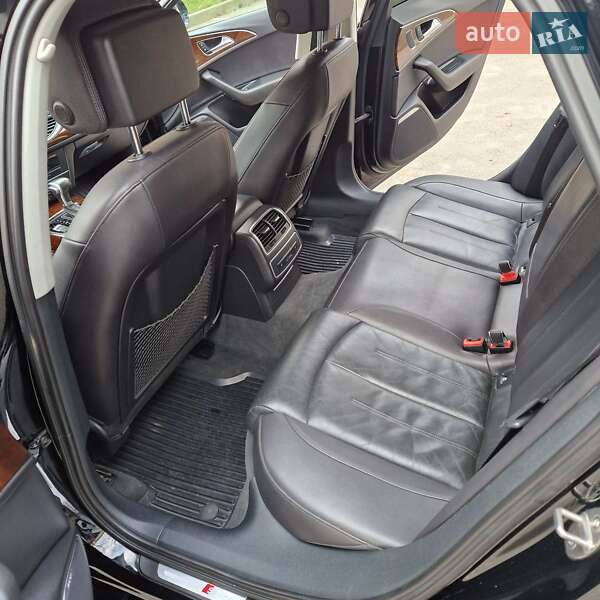 Седан Audi A6 2014 в Герці
