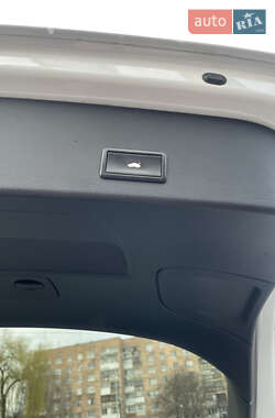 Универсал Audi A6 2011 в 