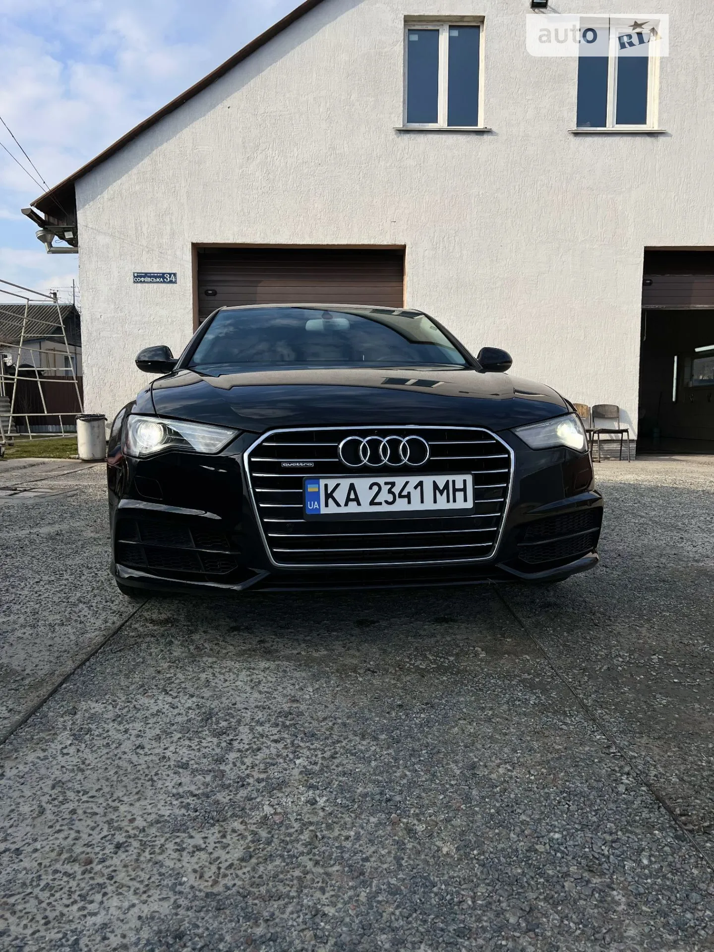 Audi A6 2016 VIN WAUG8AFC3HN039577 фото оголошення 2 з 15