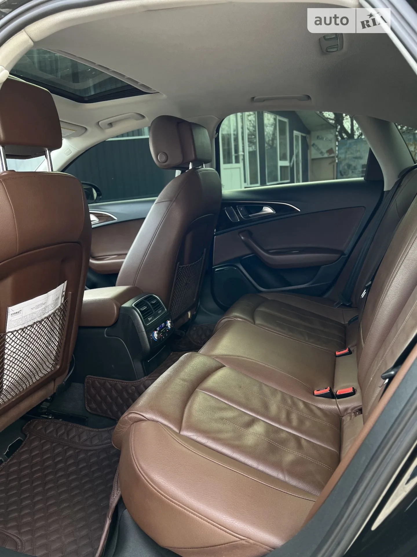 Audi A6 2016 VIN WAUG8AFC3HN039577 фото оголошення 12 з 15