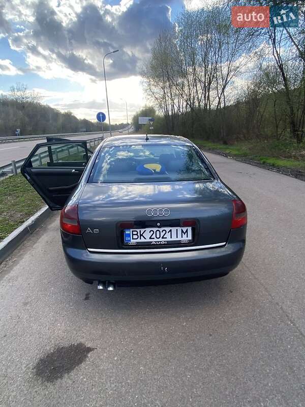 Универсал Audi A6 2003 в Ровно